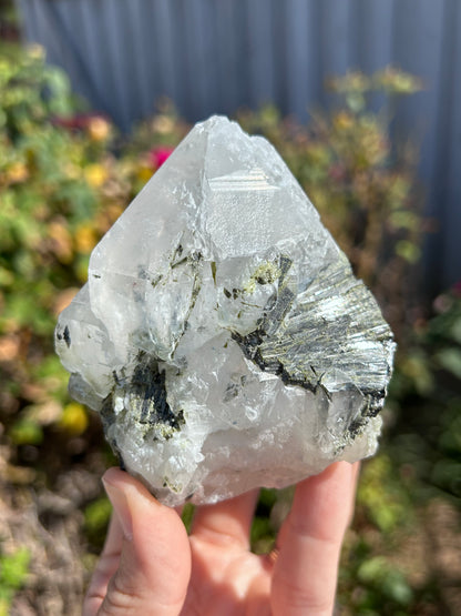 Epidote on Quartz