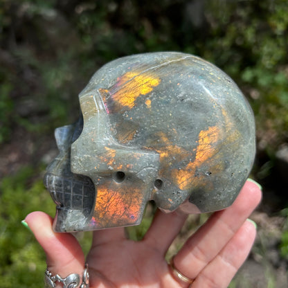 Labradorite skull